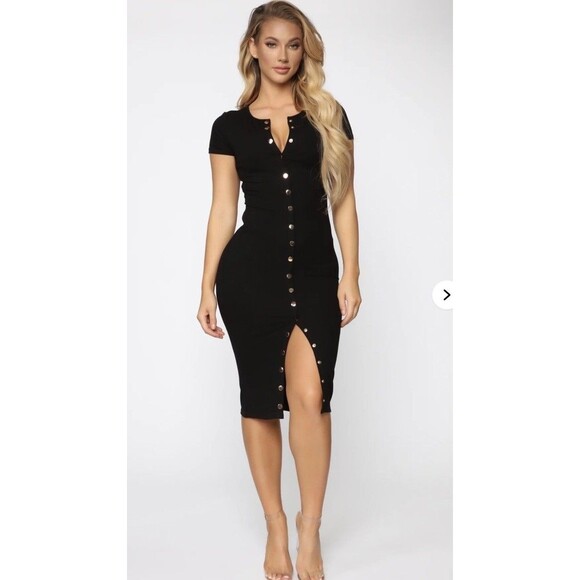Fashion Nova Dresses & Skirts - Heart Hips Black Button Midi Dress Size M